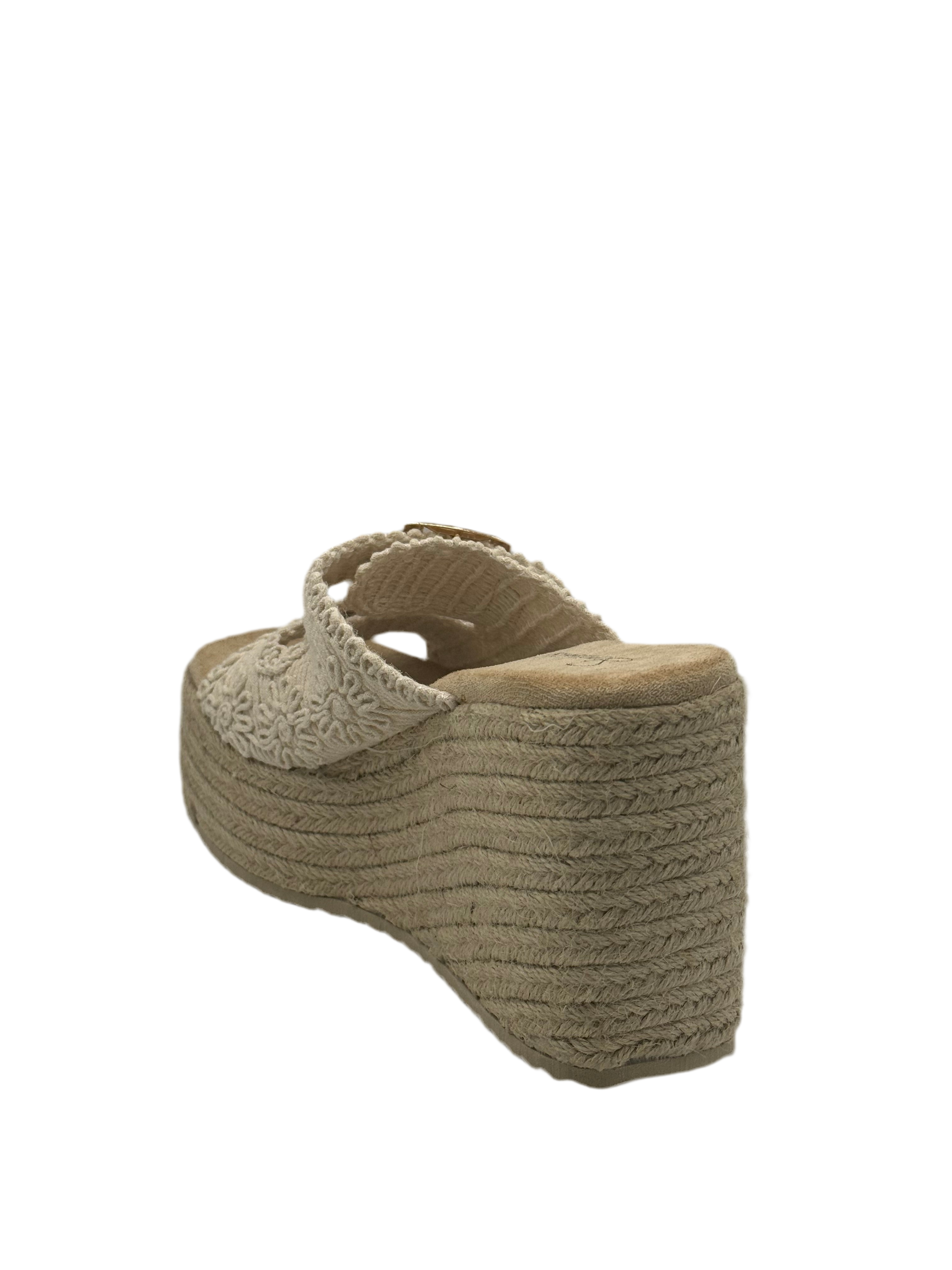 Lorita_sandalo con zeppa