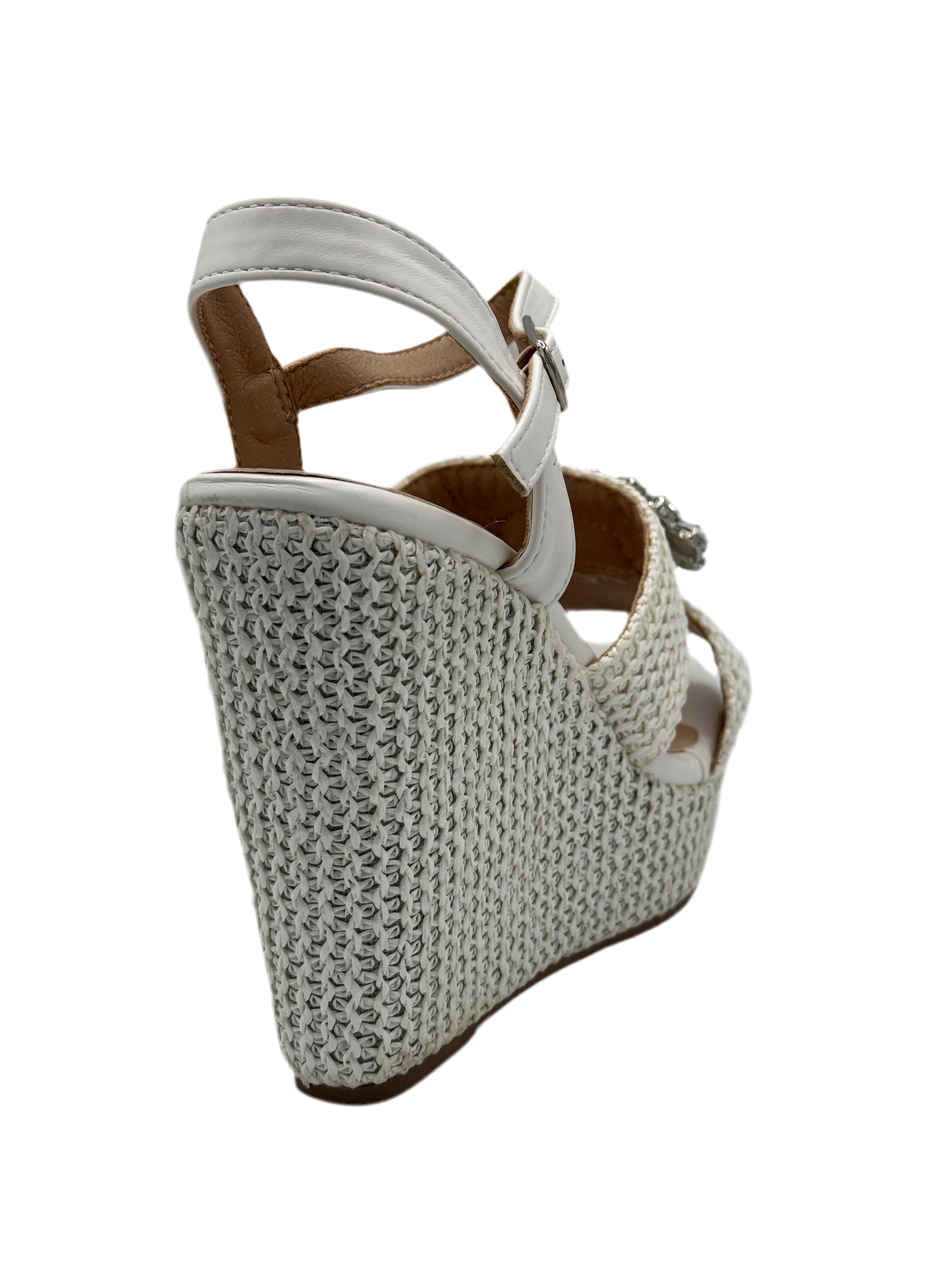 Egle_sandalo con zeppa