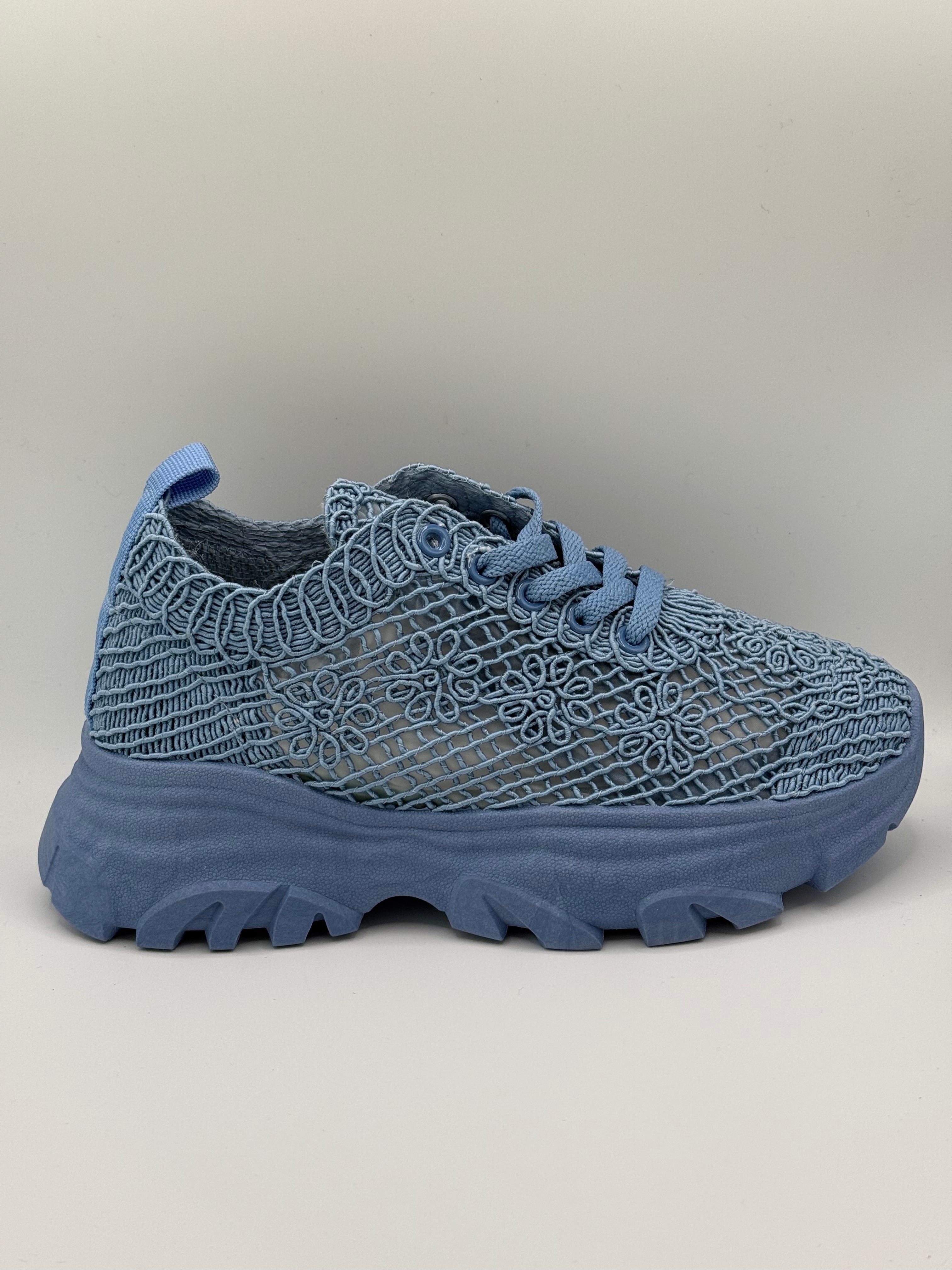 Melissa_sneakers di tela ricamata