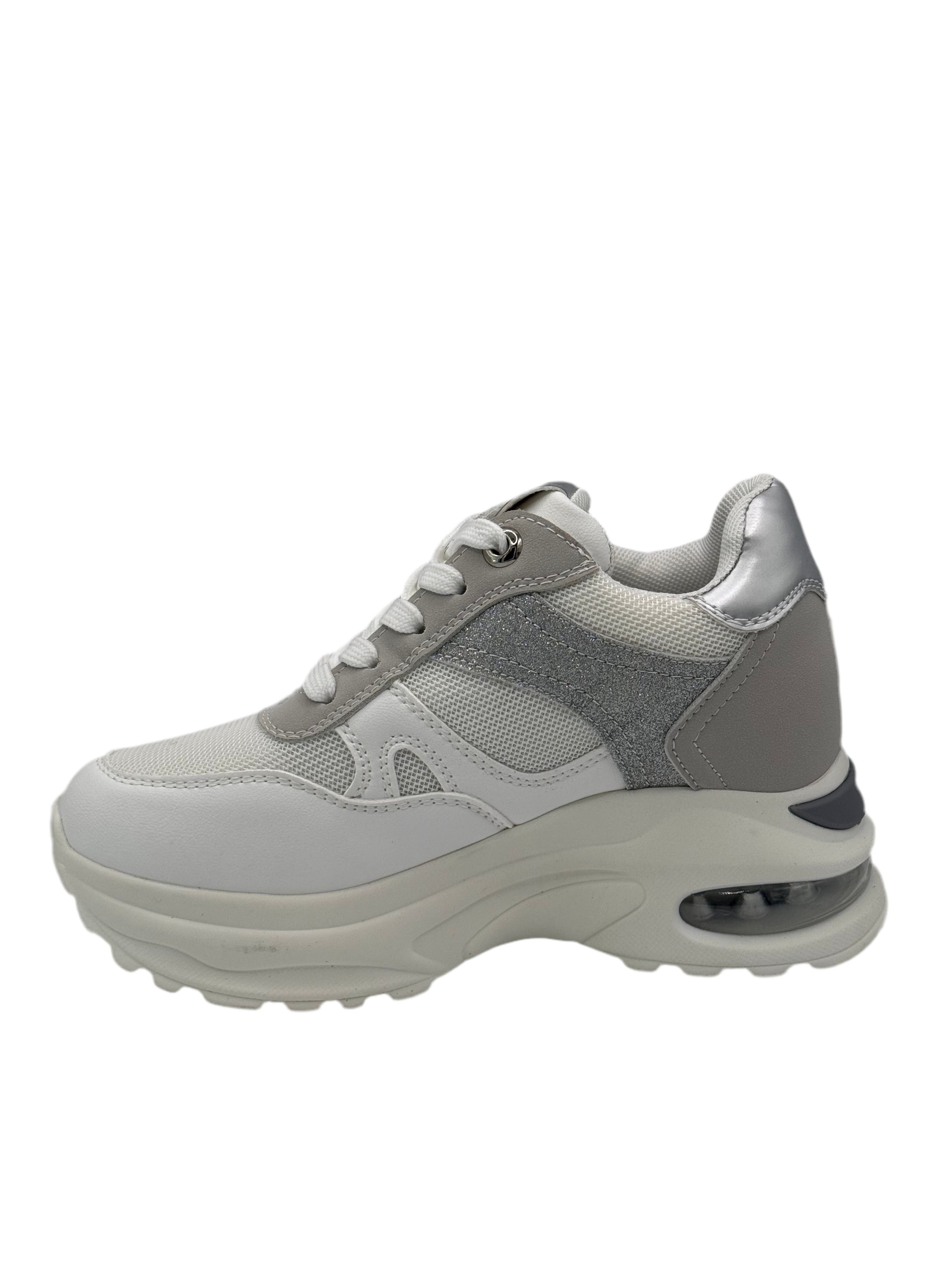 Alisia_scarpetta bianca con zeppa