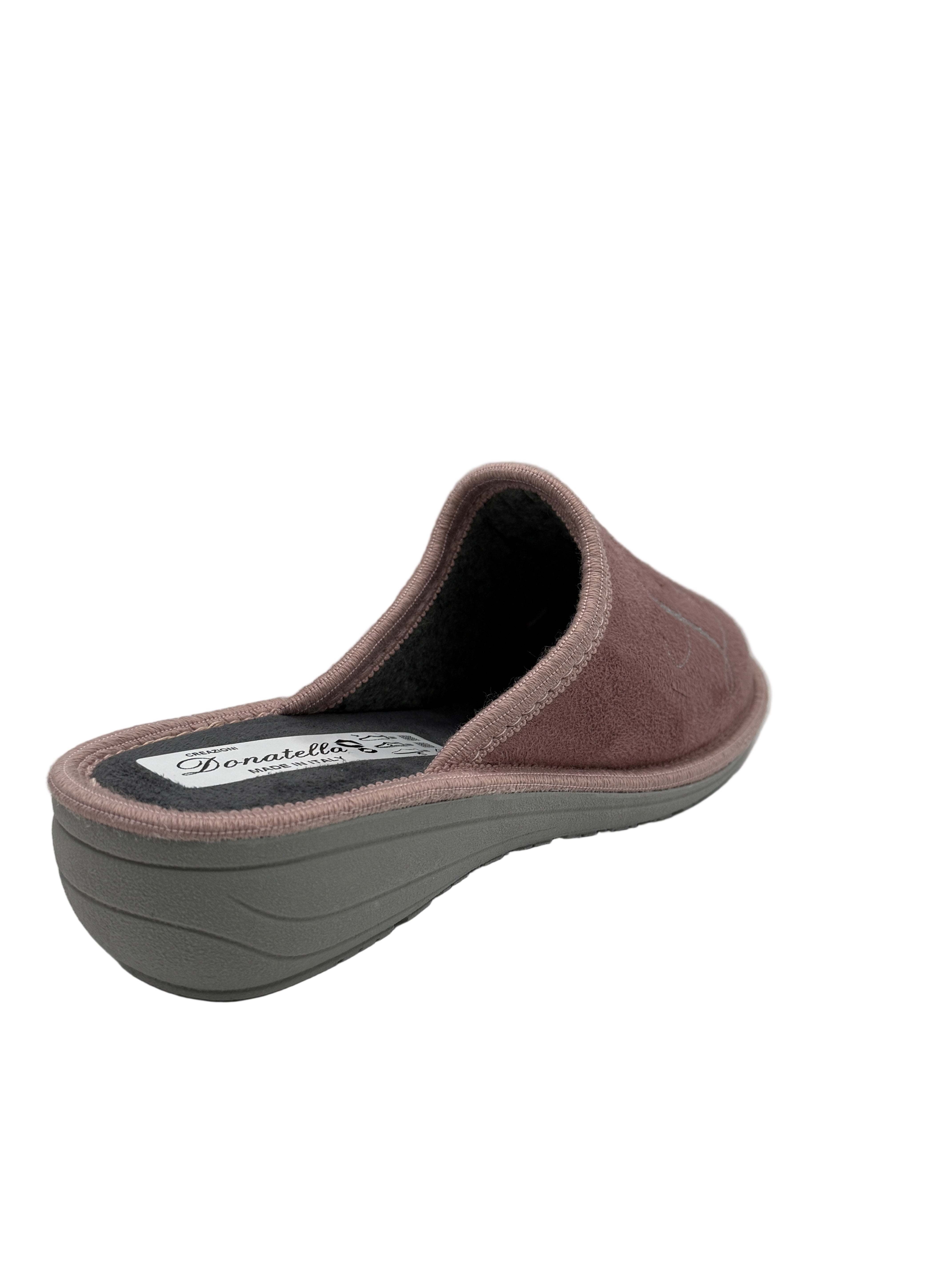 Lucrezia_pantofola color cipria con scritta love