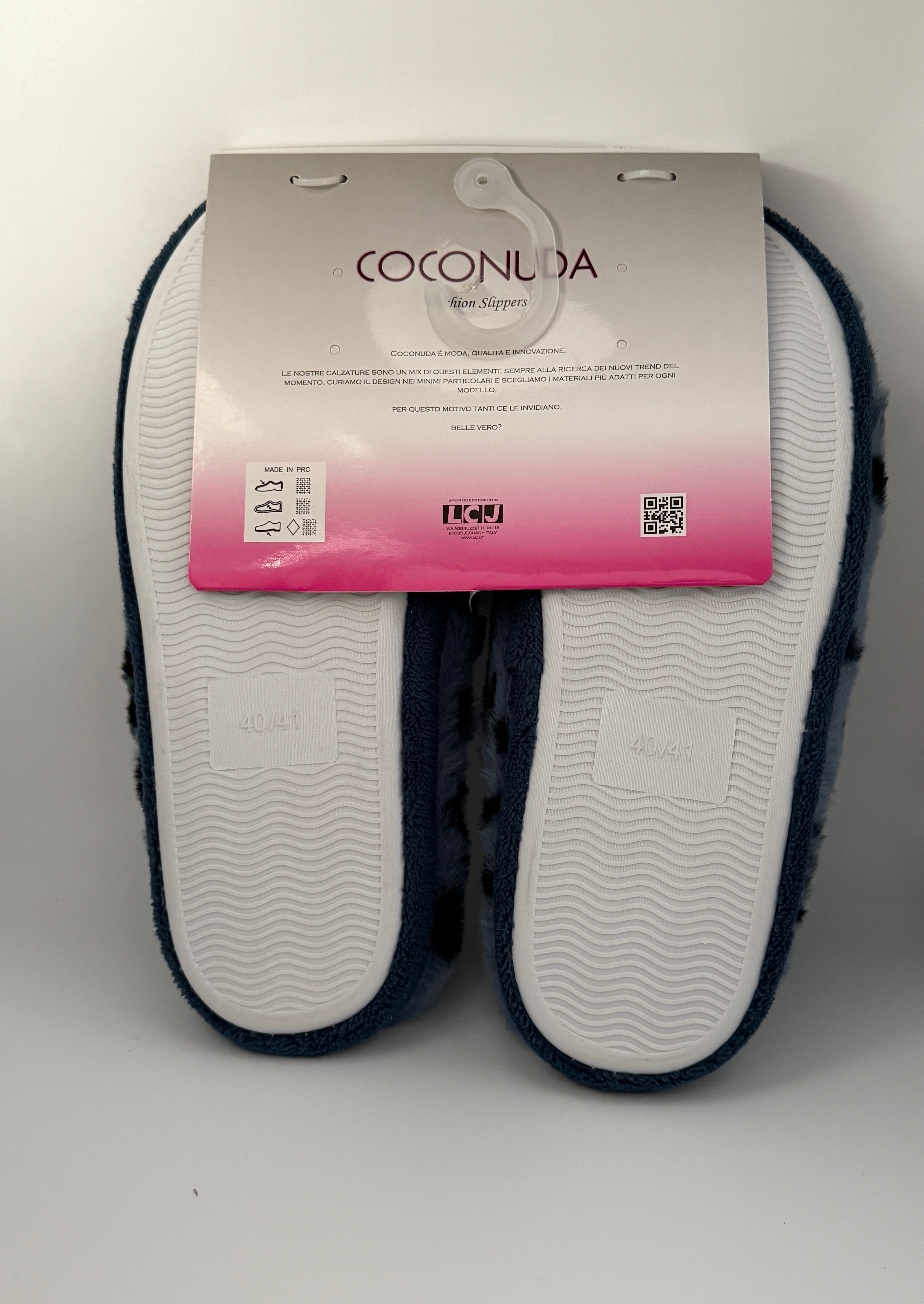 Coconuda_pantofola con cuori e fiocco blu