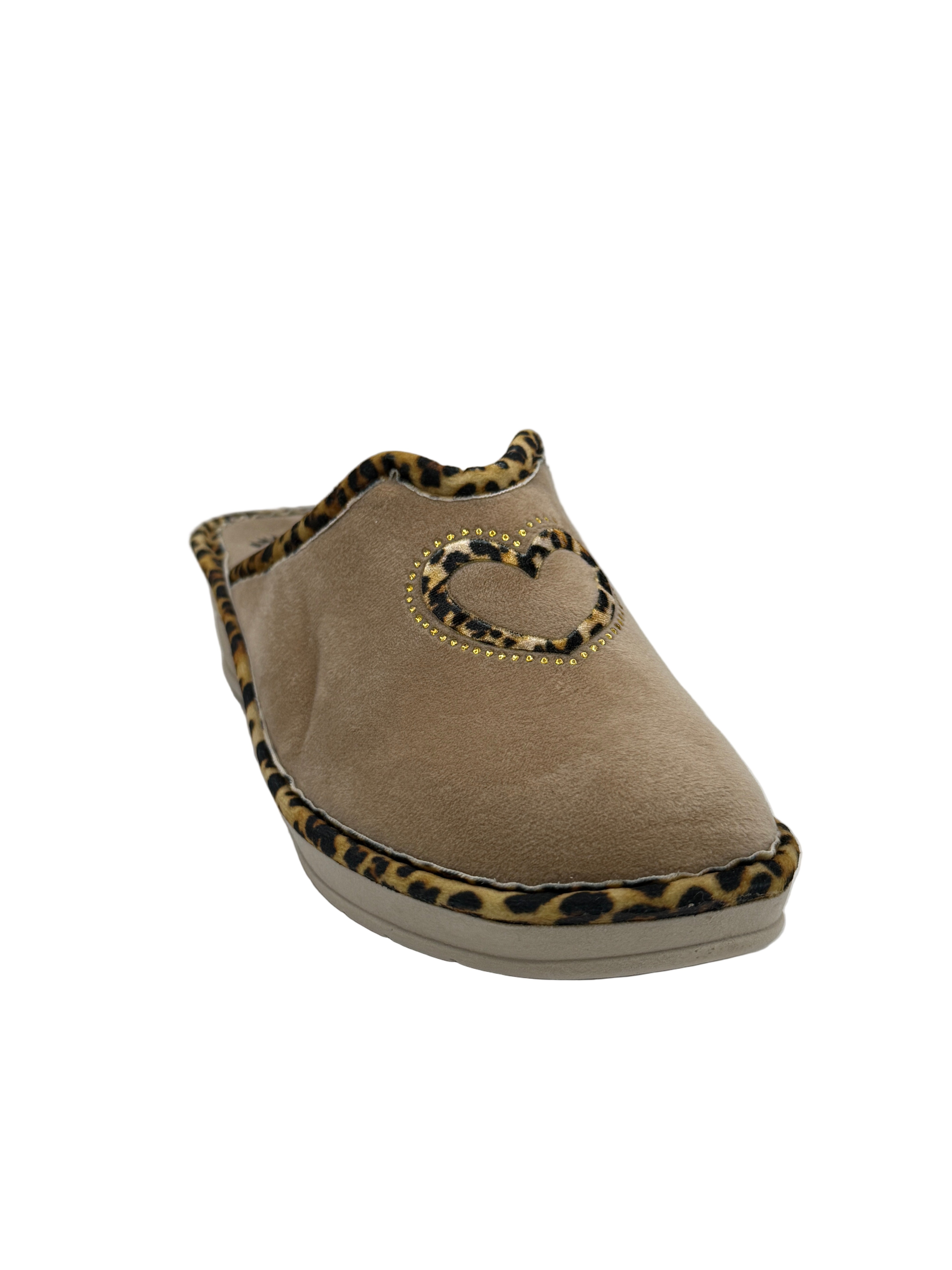 Mirella_pantofola con zeppa beige e leopardata