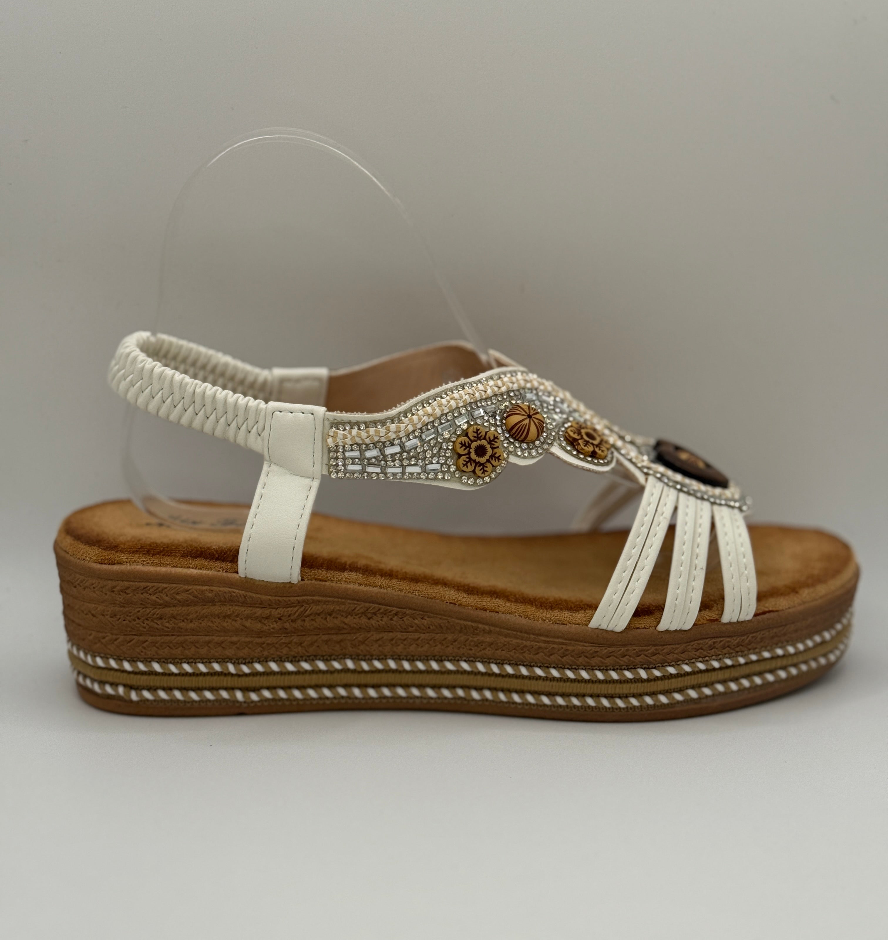 Danielle_sandalo con zeppa