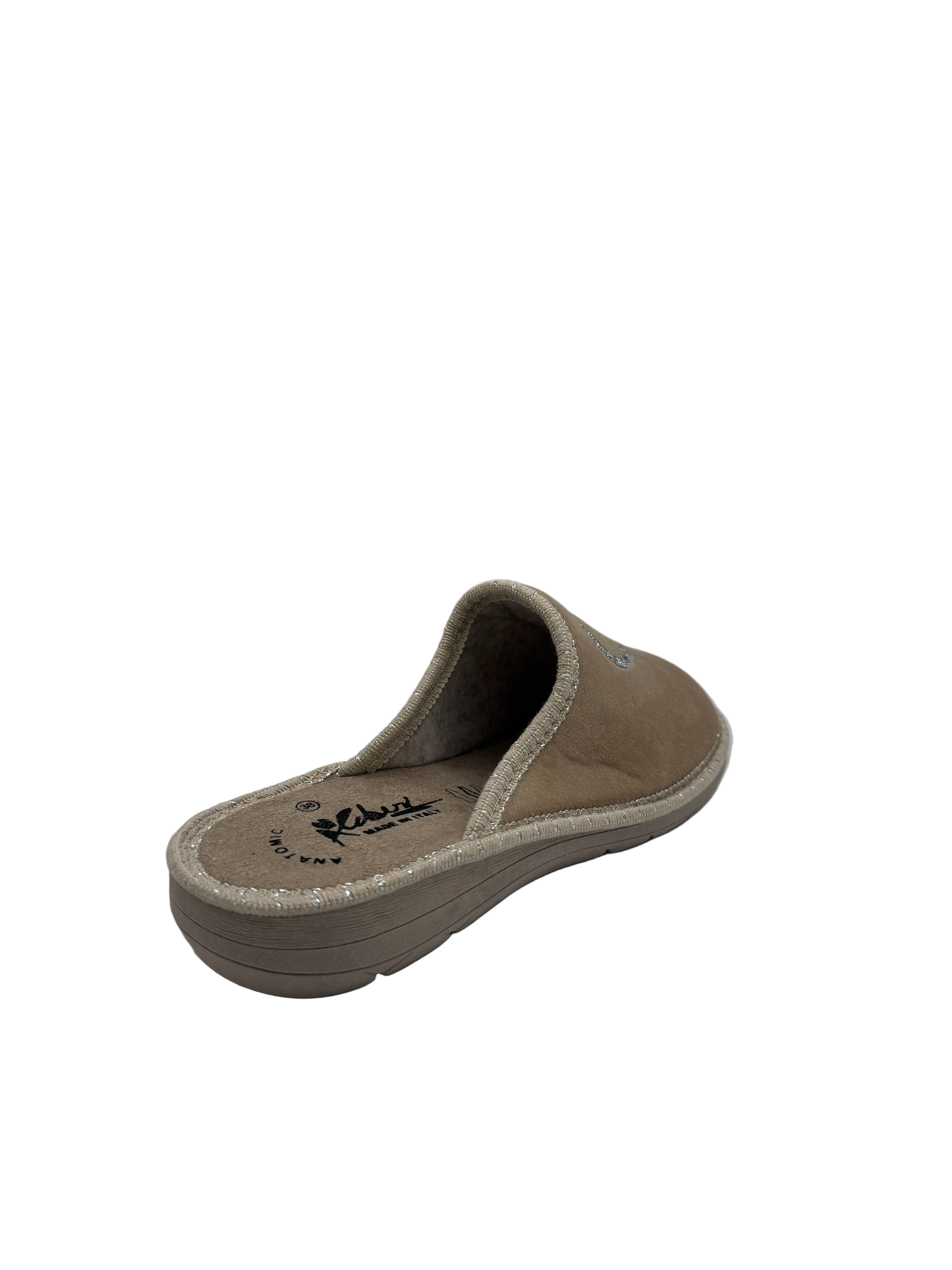 Pamela_pantofola beige con scritta love e cuori