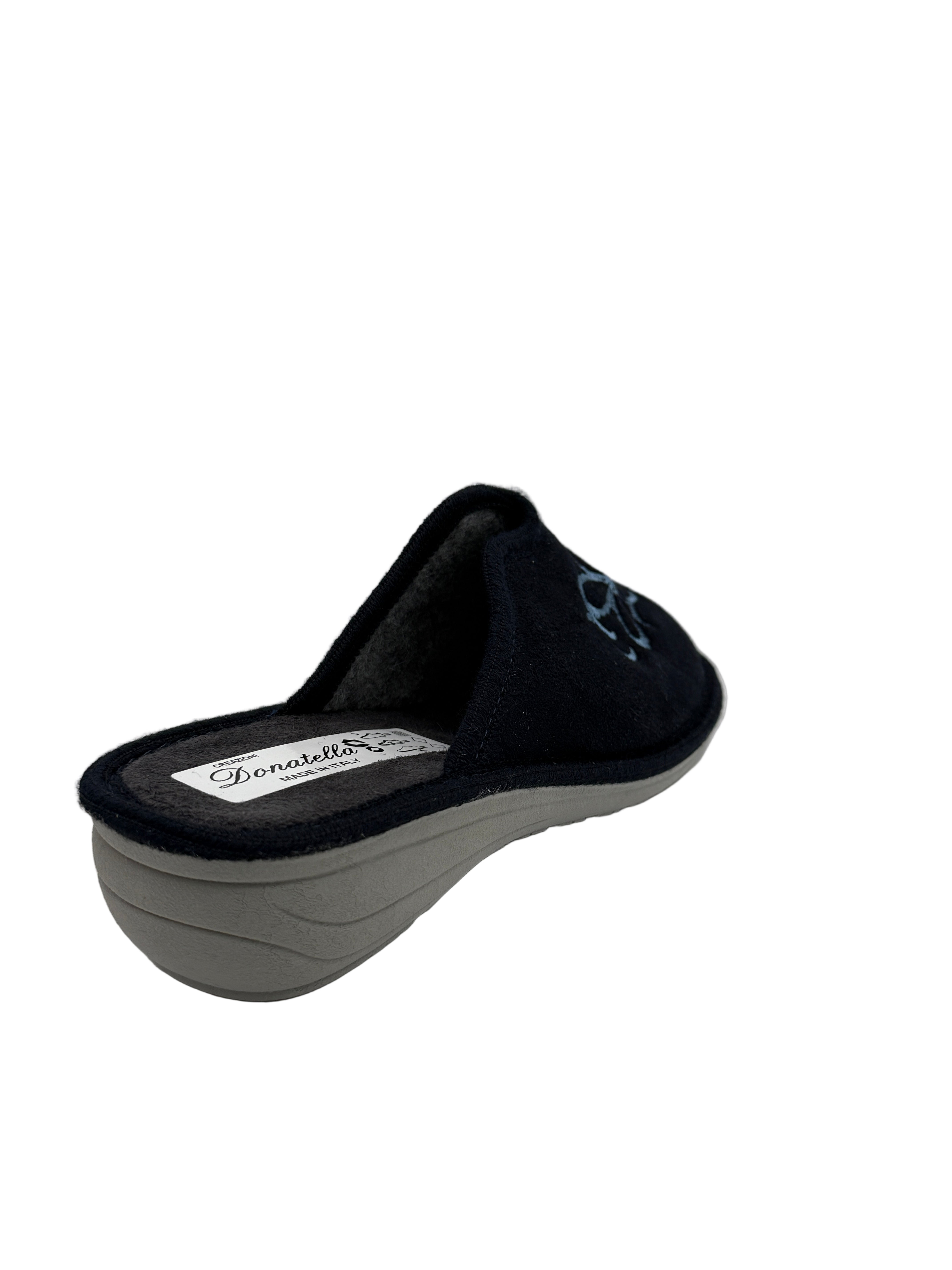 Cecilia_pantofola blu con ricamo fiore