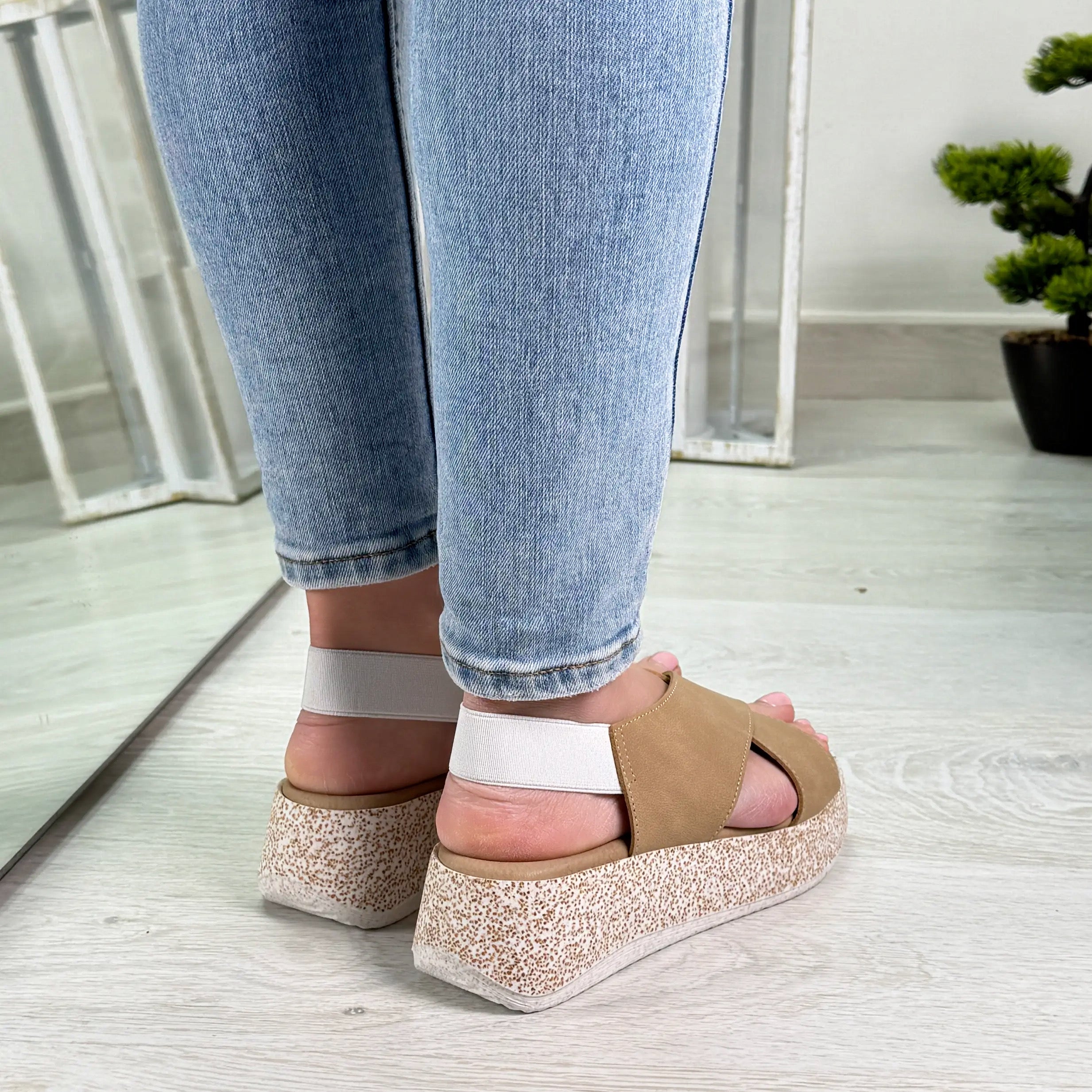Angie sandalo comodo beige Made in Italy