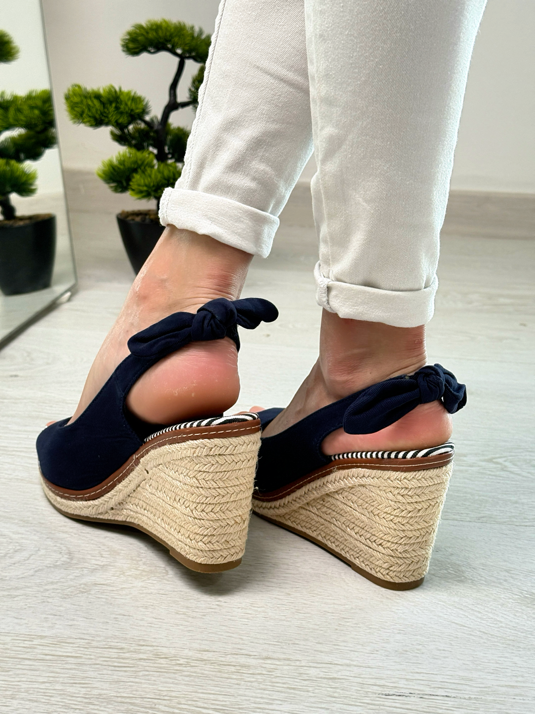 Lucille_sandalo blu navy con zeppa in corda