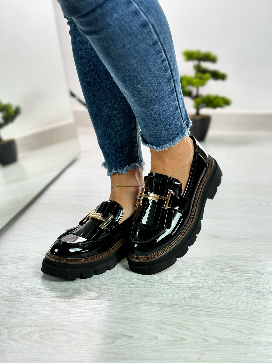 Alix_mocassino nero in vernice