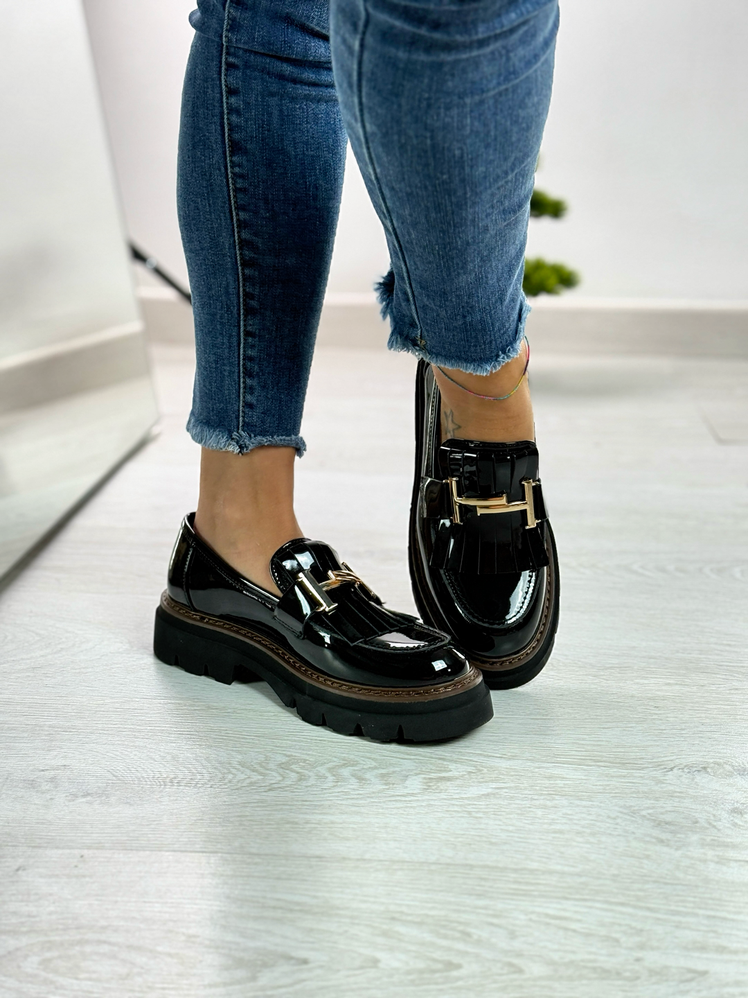 Alix_mocassino nero in vernice