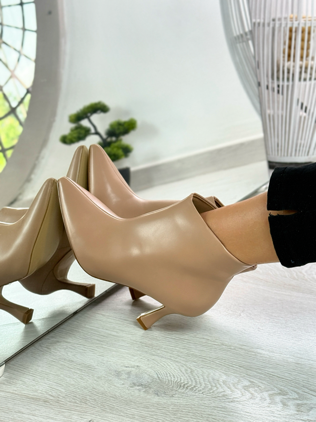 Paula_tronchetto beige con tacco