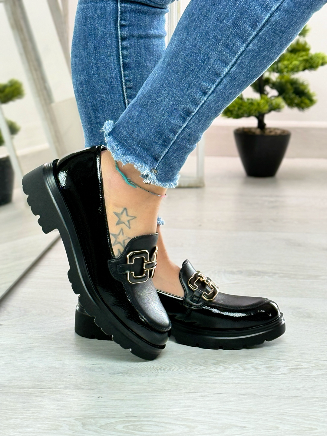 Monique_mocassino in vernice nero