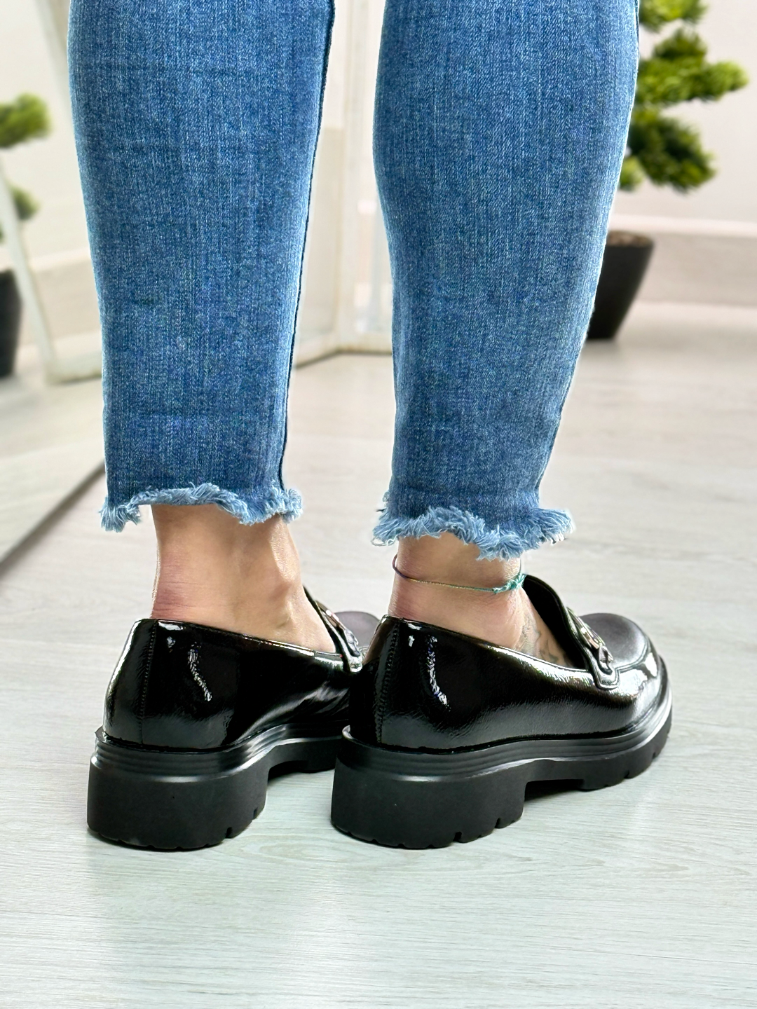 Monique_mocassino in vernice nero