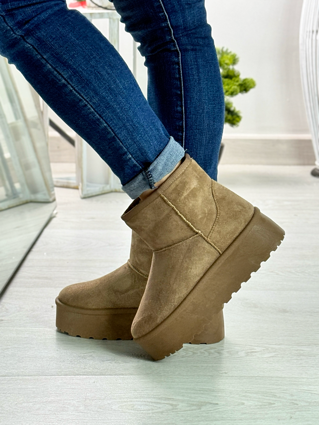 Beatrix_stivaletto in camoscio color khaki