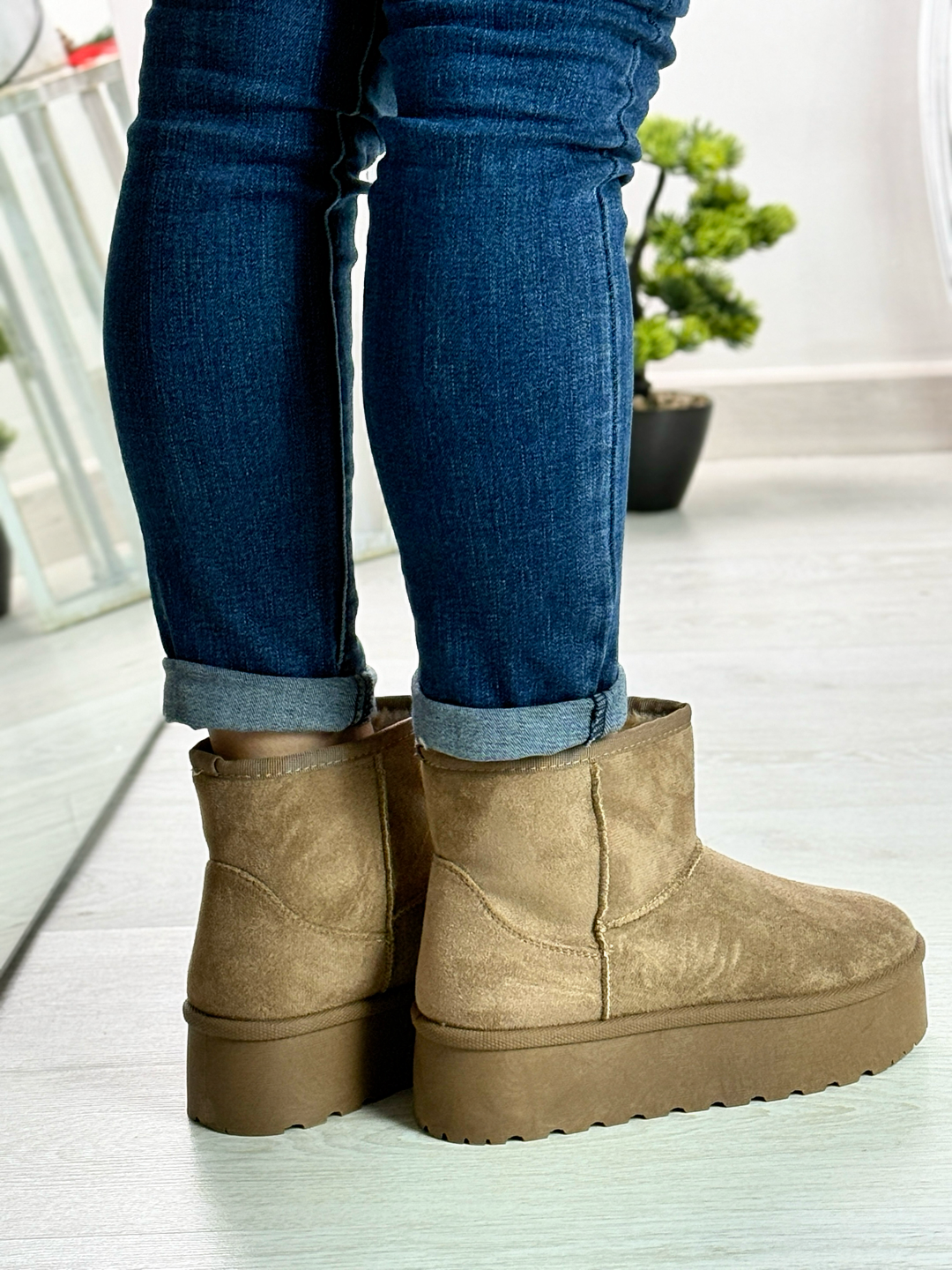 Beatrix_stivaletto in camoscio color khaki