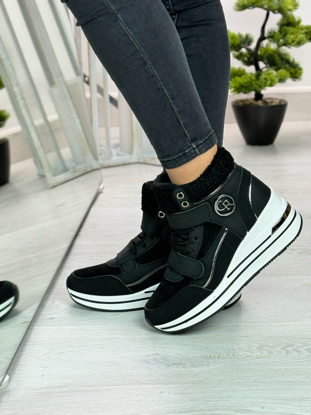 Ellie_sneakers nere felpate all’interno