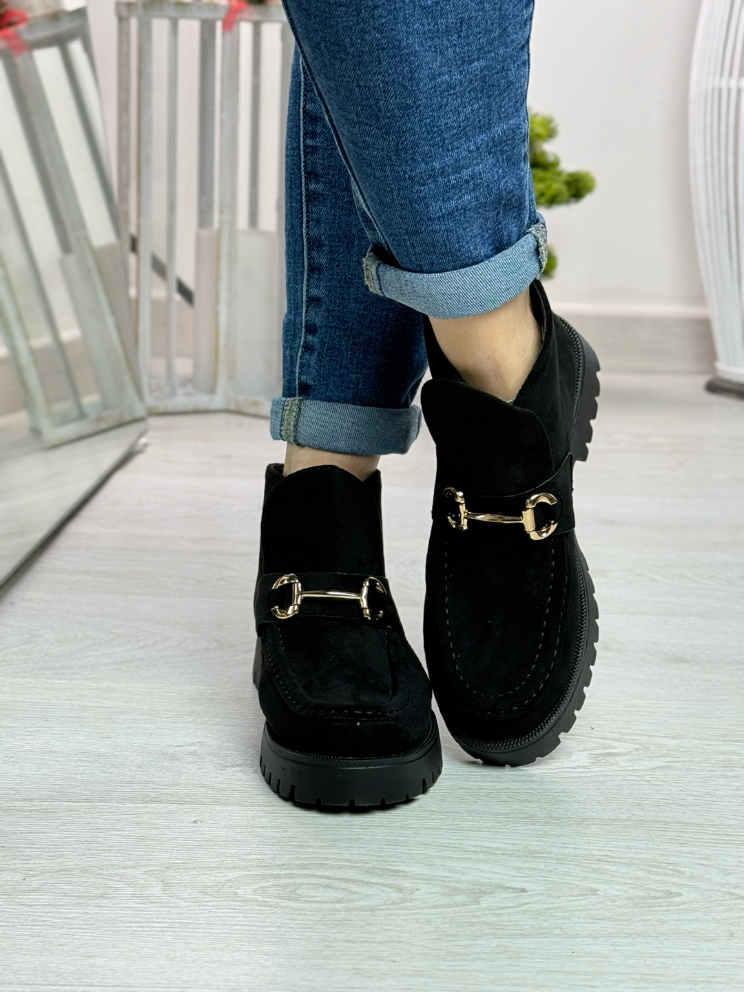 Soleil_mocassino con caviglia alta in camoscio nero