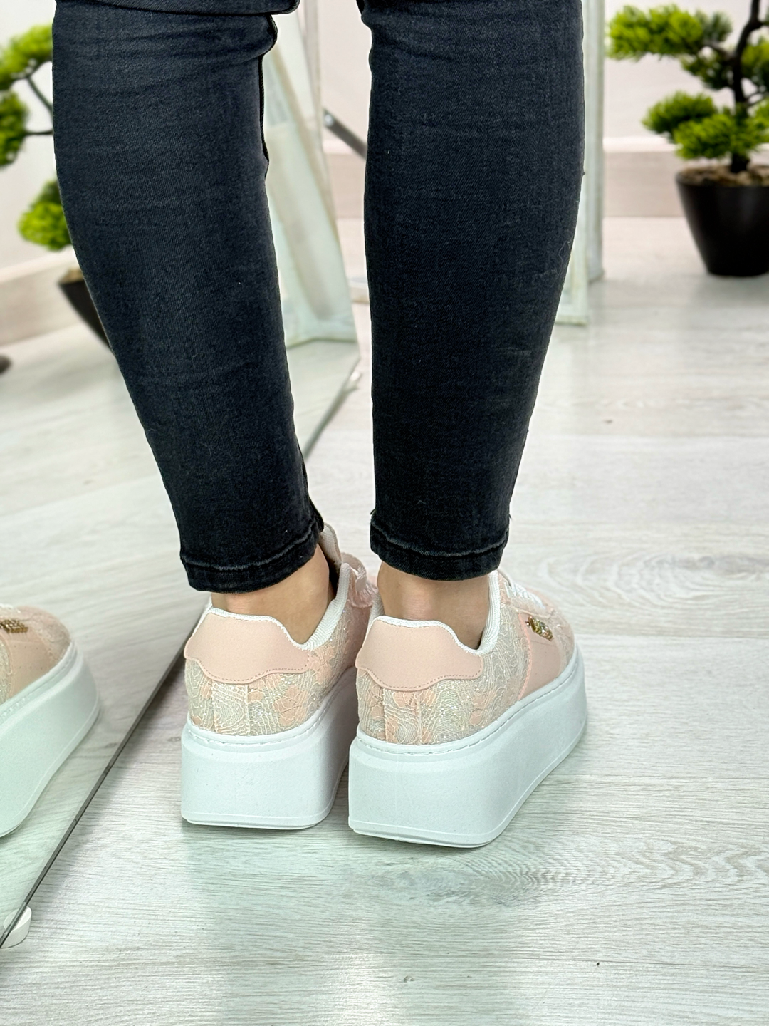 Penny_sneakers ricamata rosa