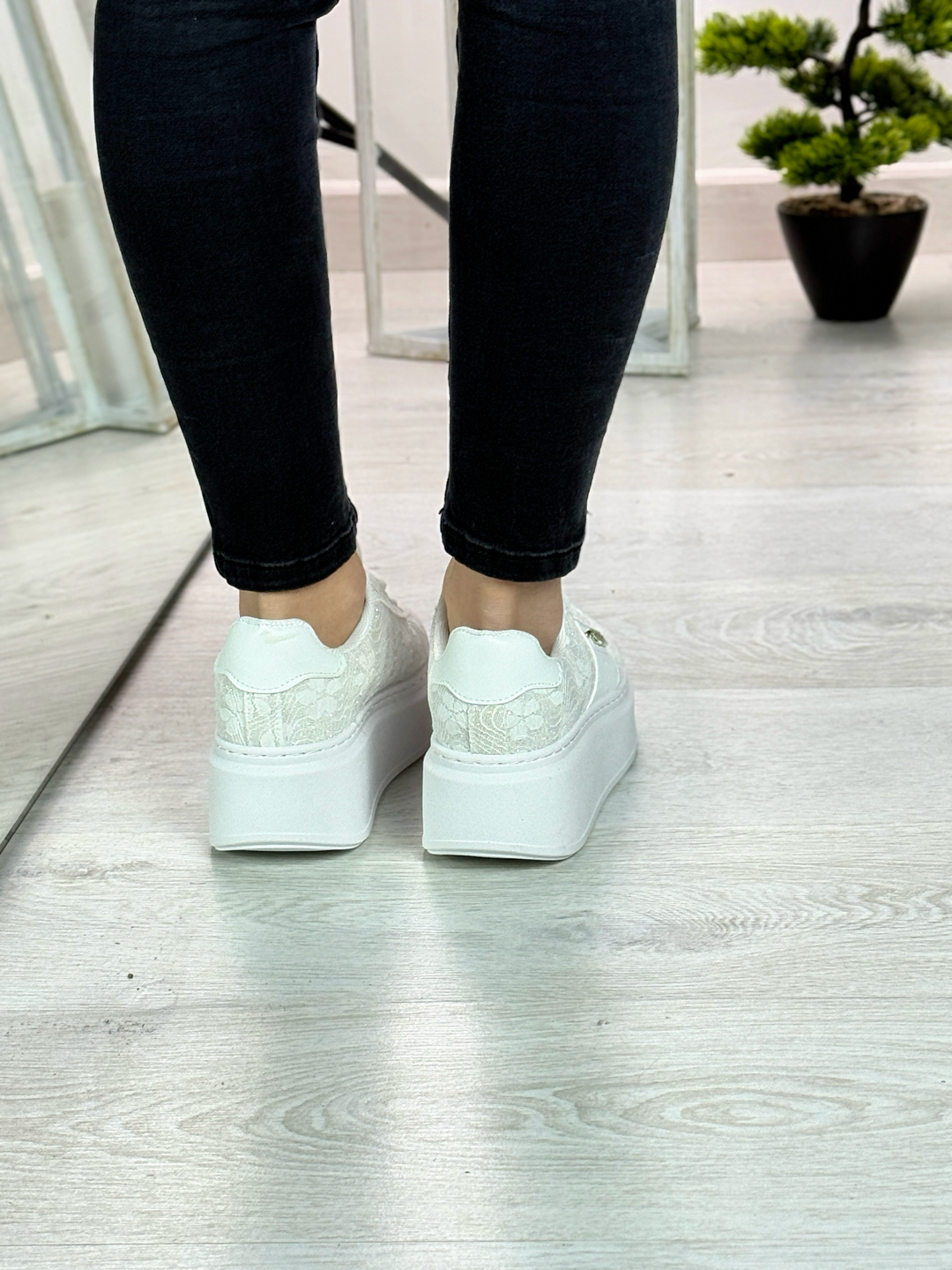 Penny_sneakers ricamata bianca
