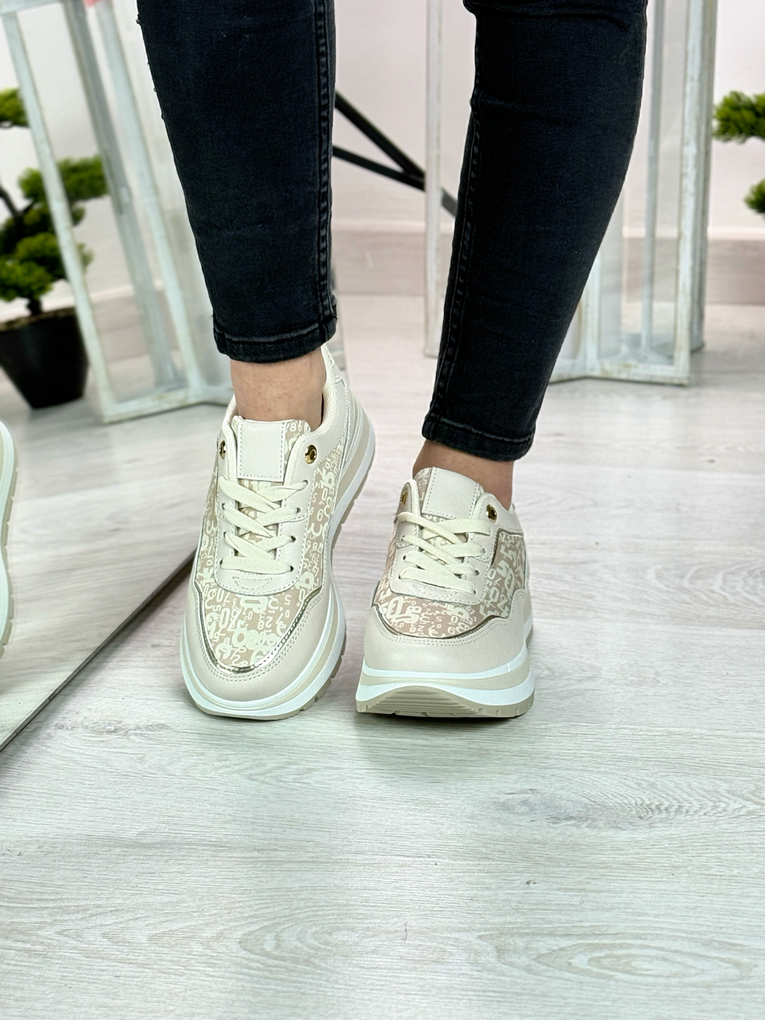 Elma_sneakers beige