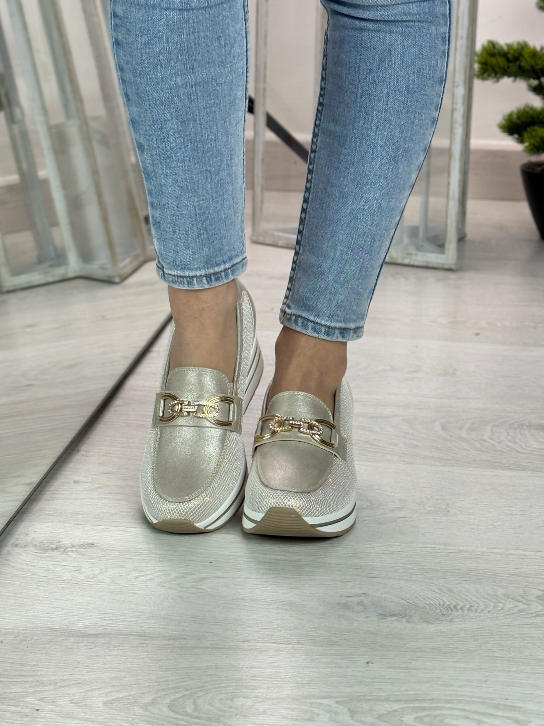 Erin_mocassino comodo beige con zeppa