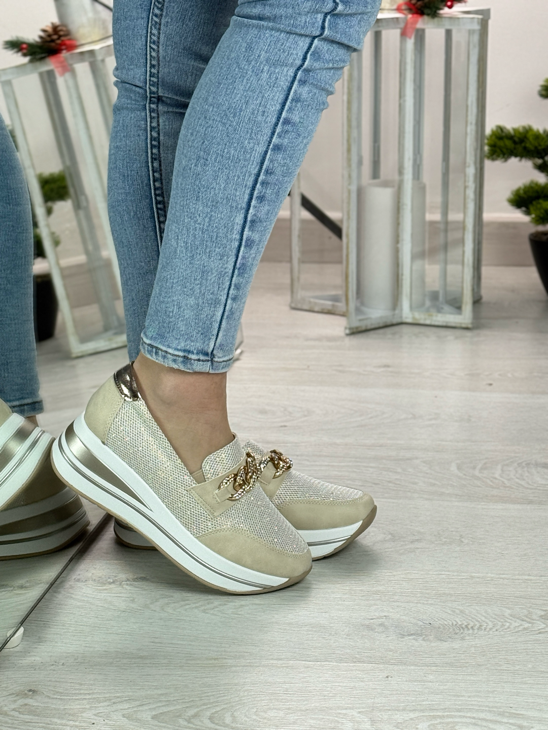 Meredith_mocassino comodo beige con zeppa