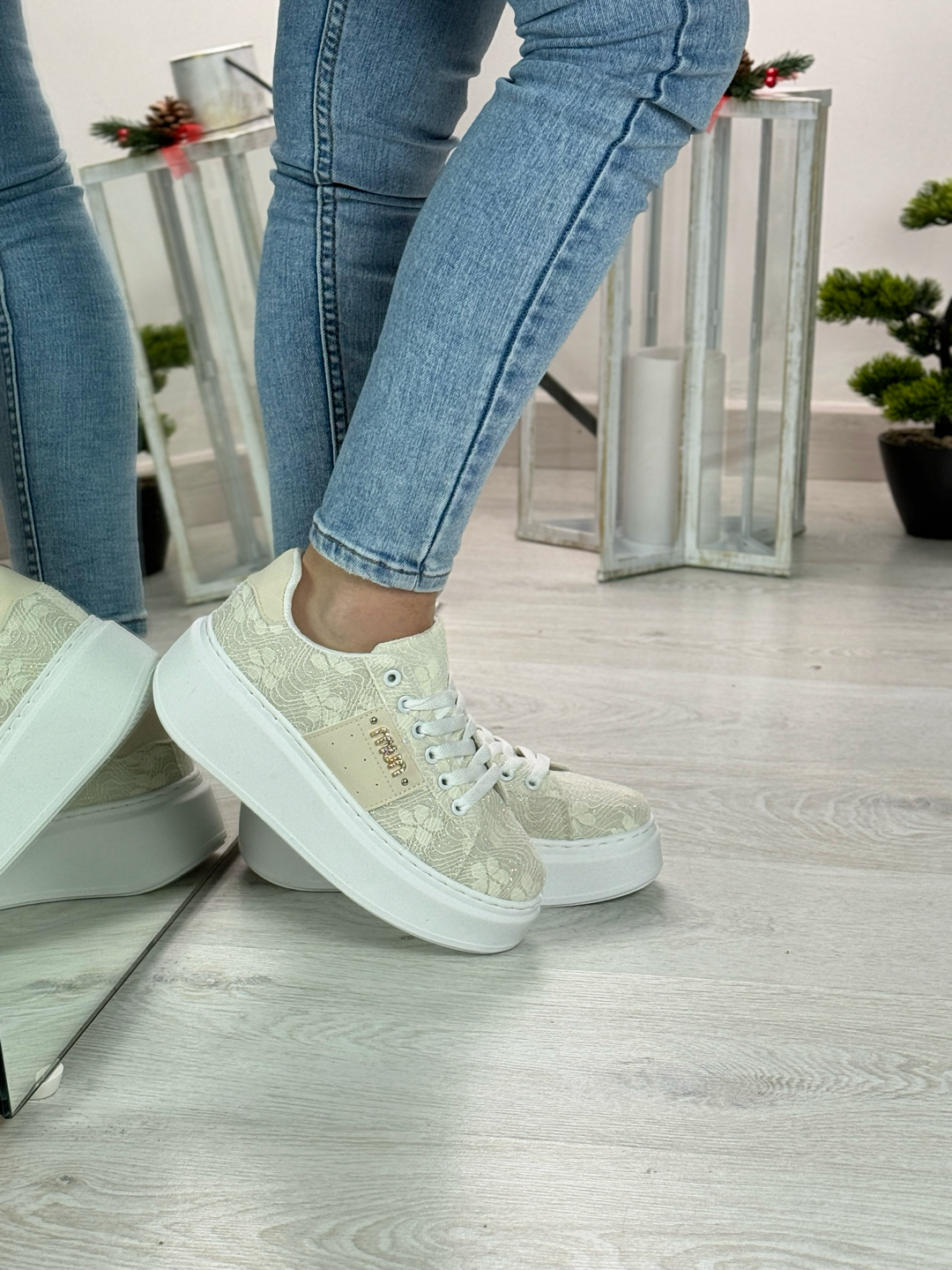 Penny_sneakers ricamata beige