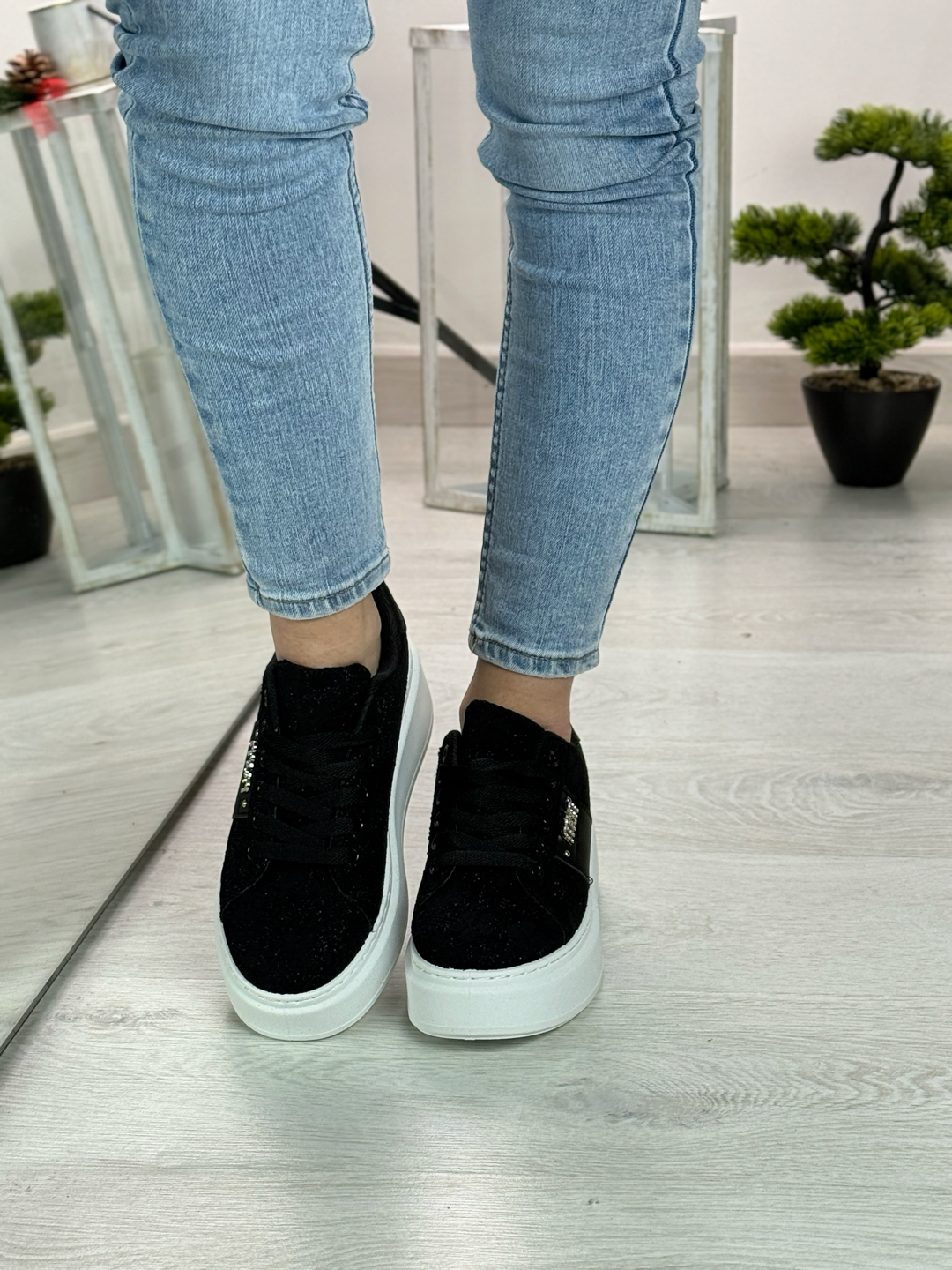 Penny_sneakers ricamata nera