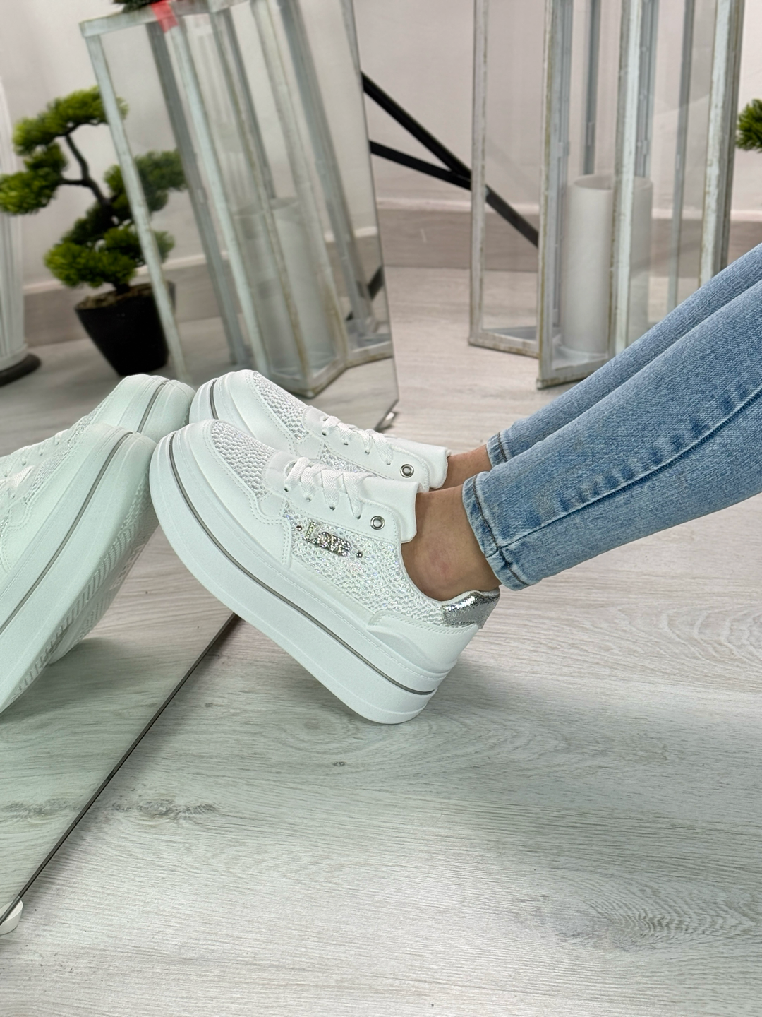 Lena_sneakers bianca con plateau