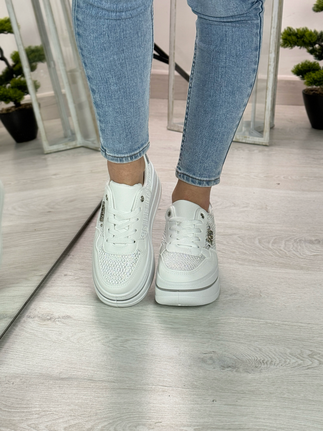 Lena_sneakers bianca con plateau
