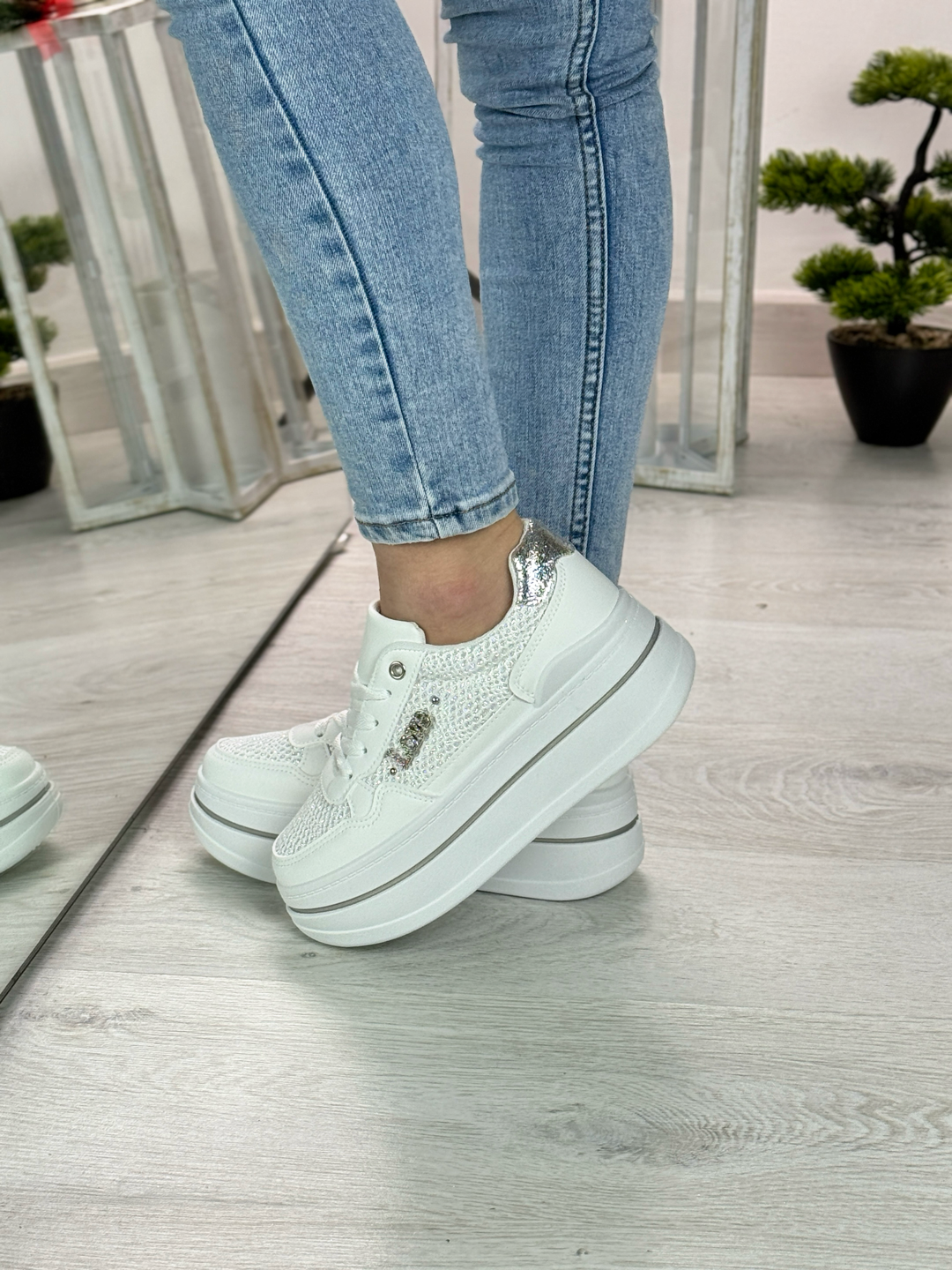 Lena_sneakers bianca con plateau