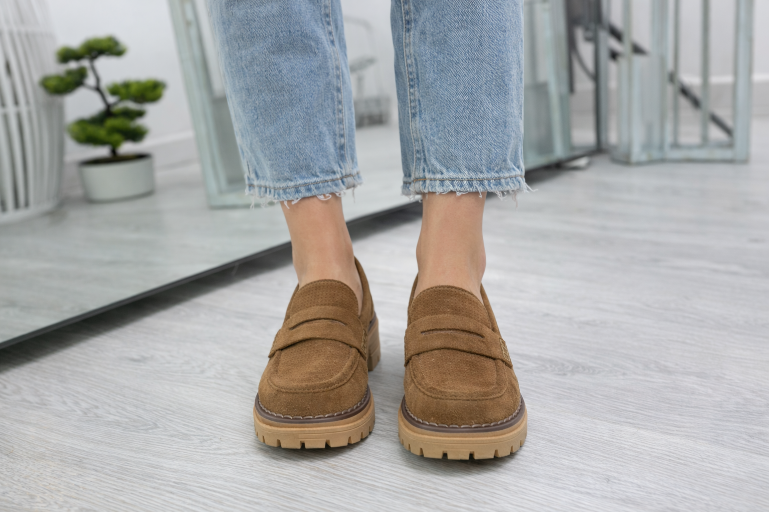 Margaret_mocassino in camoscio color camel