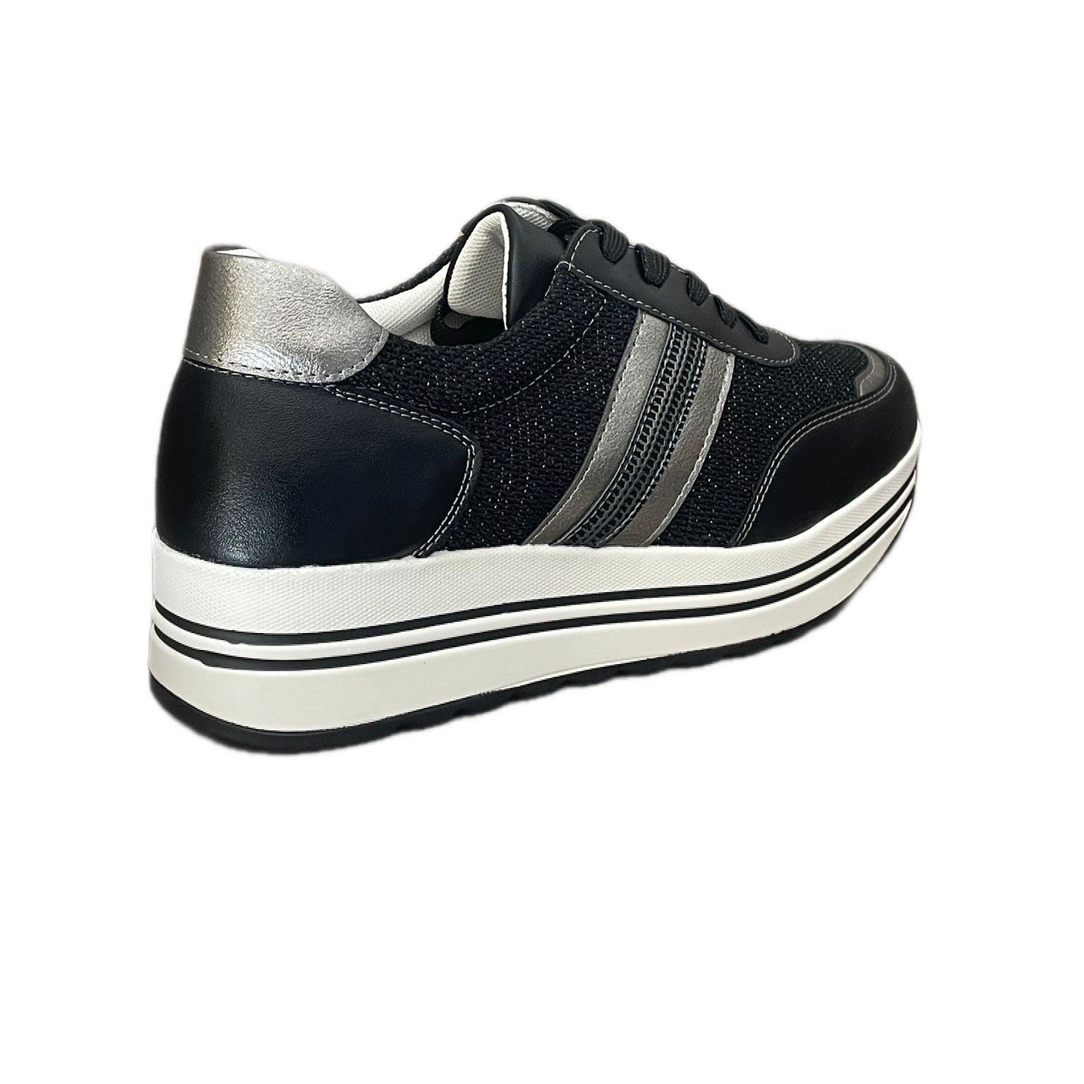 Daisy_sneakers nera comoda