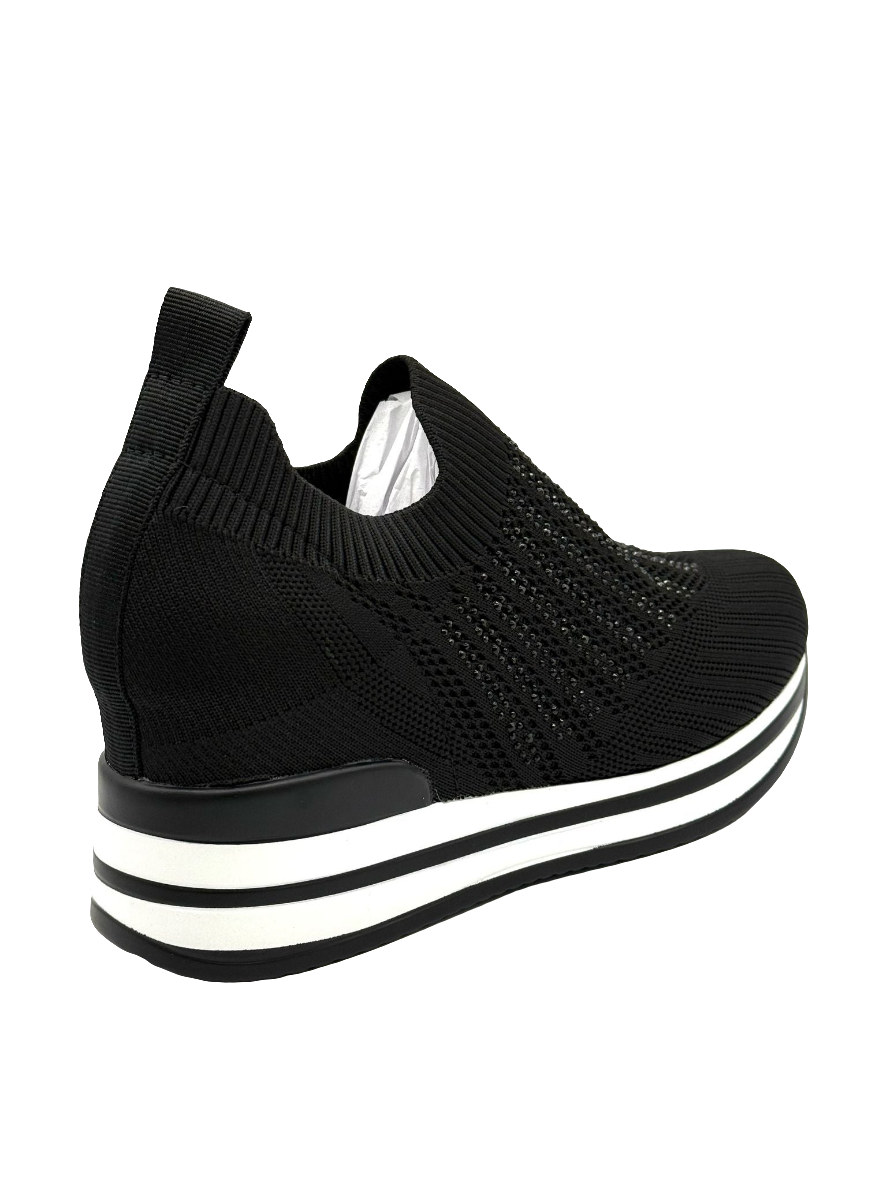 Agata_scarpa comoda senza lacci nera