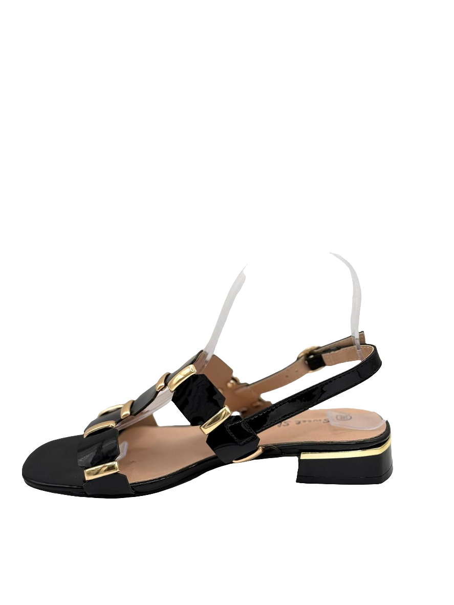 Chanel_sandalo basso elegante